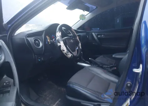 2017 Toyota Corolla Se z USA, uszkodzony, nr VIN 5YFBURHEXHP736219